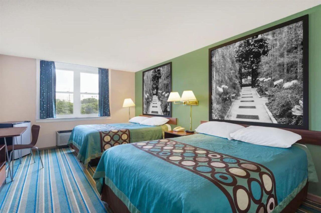 Super 8 By Wyndham Harrisburg Hershey West Экстерьер фото
