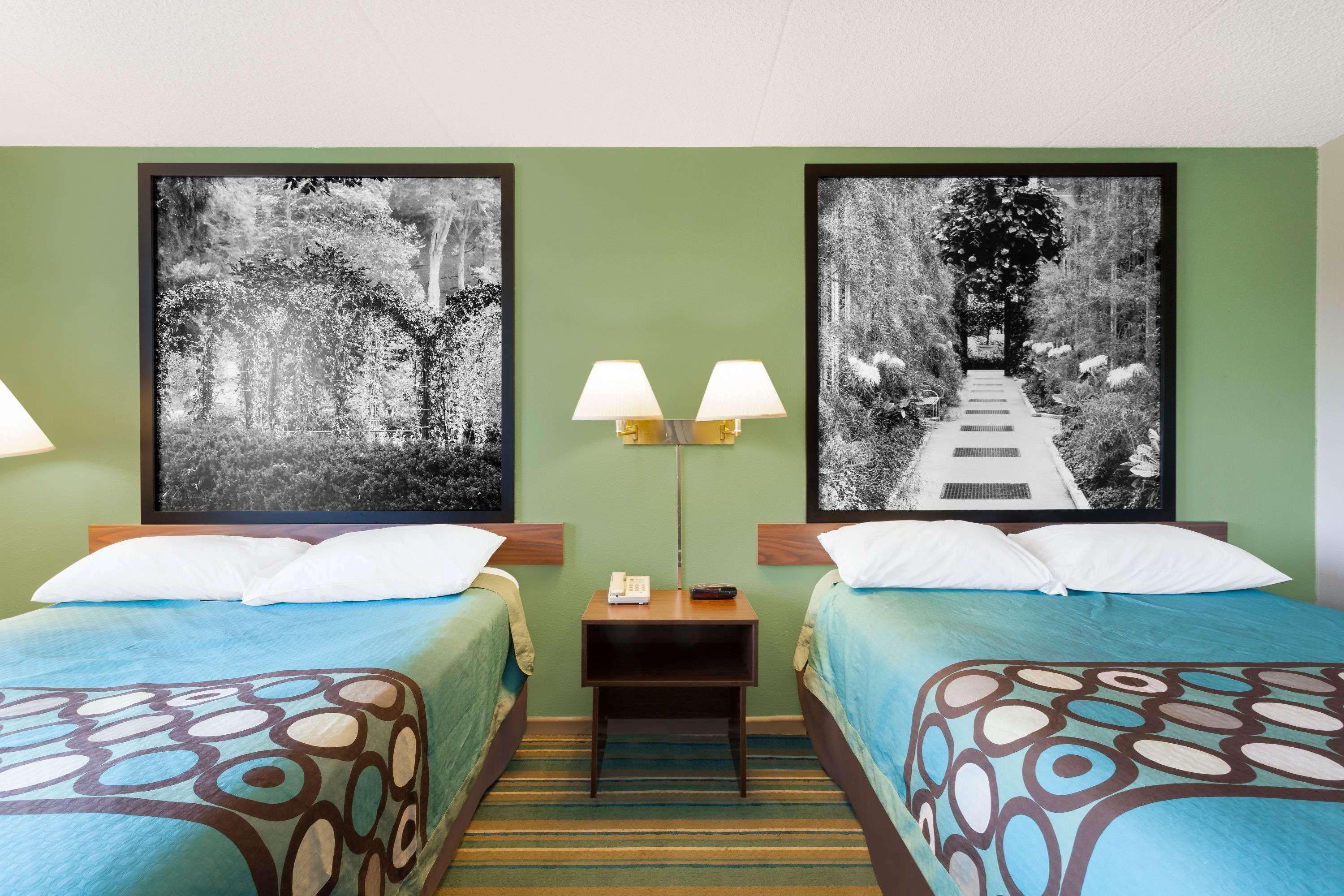 Super 8 By Wyndham Harrisburg Hershey West Экстерьер фото